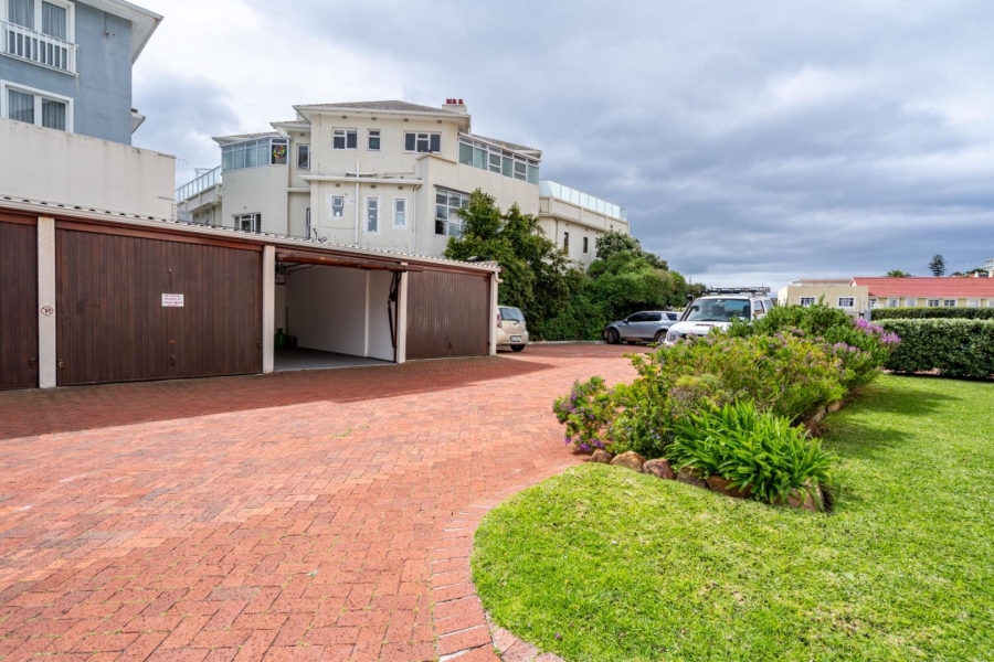 3 Bedroom Property for Sale in Fish Hoek Western Cape